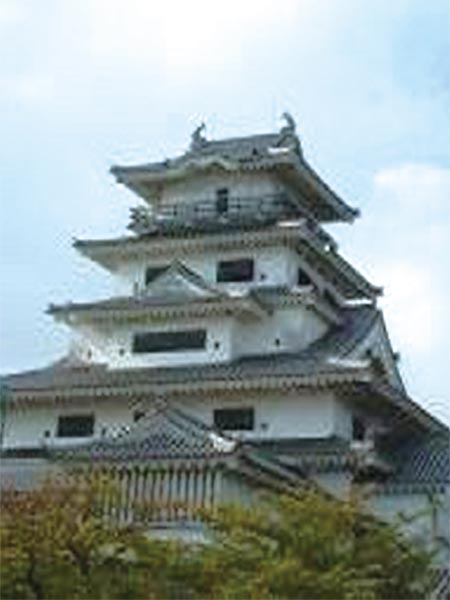 今治城の天守閣
